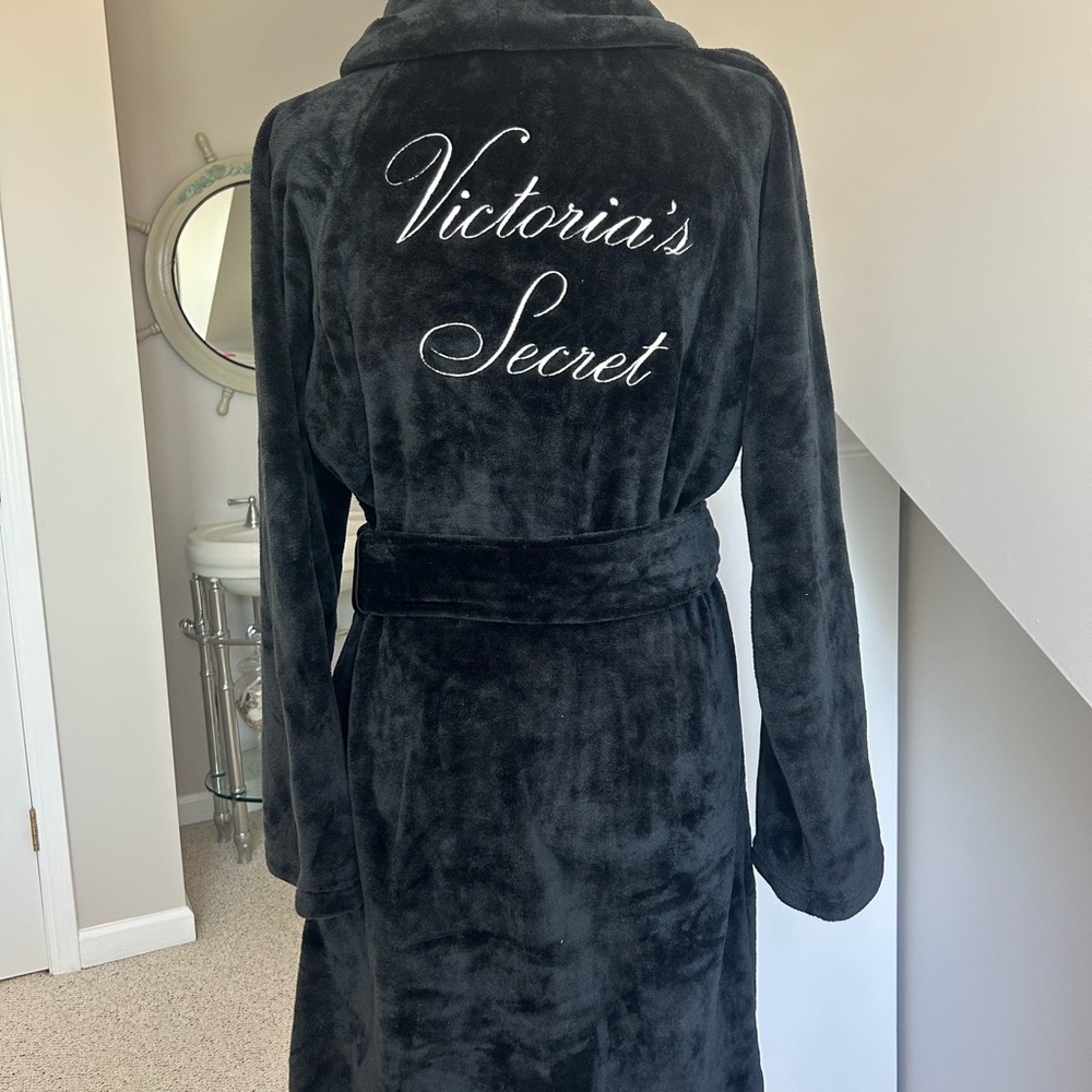 Victoria's Secret Black Robe Luxurious Velour Embroidered